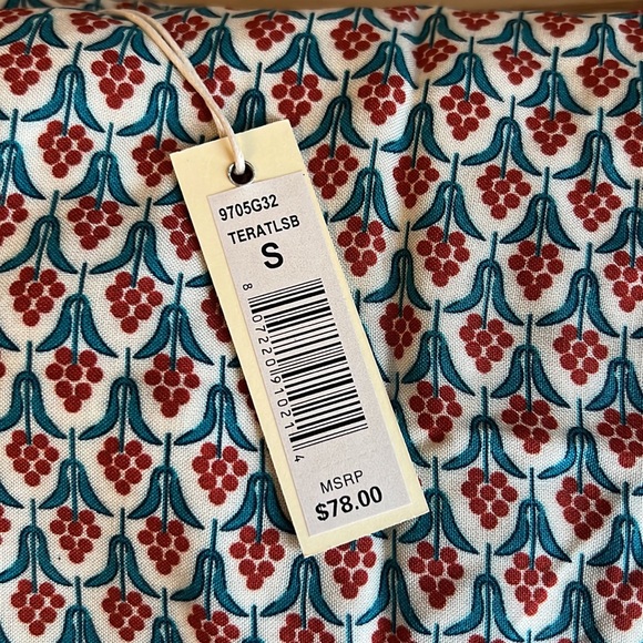 NWT Max Studio Vneck Top Size Small - Picture 7 of 7